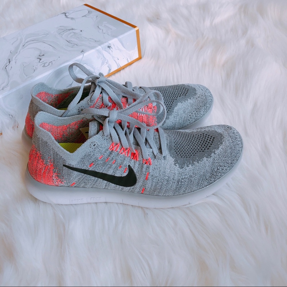 Nike Free RN Flyknit - Picture 6 of 7